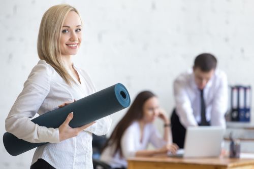 yoga op de werkvloer